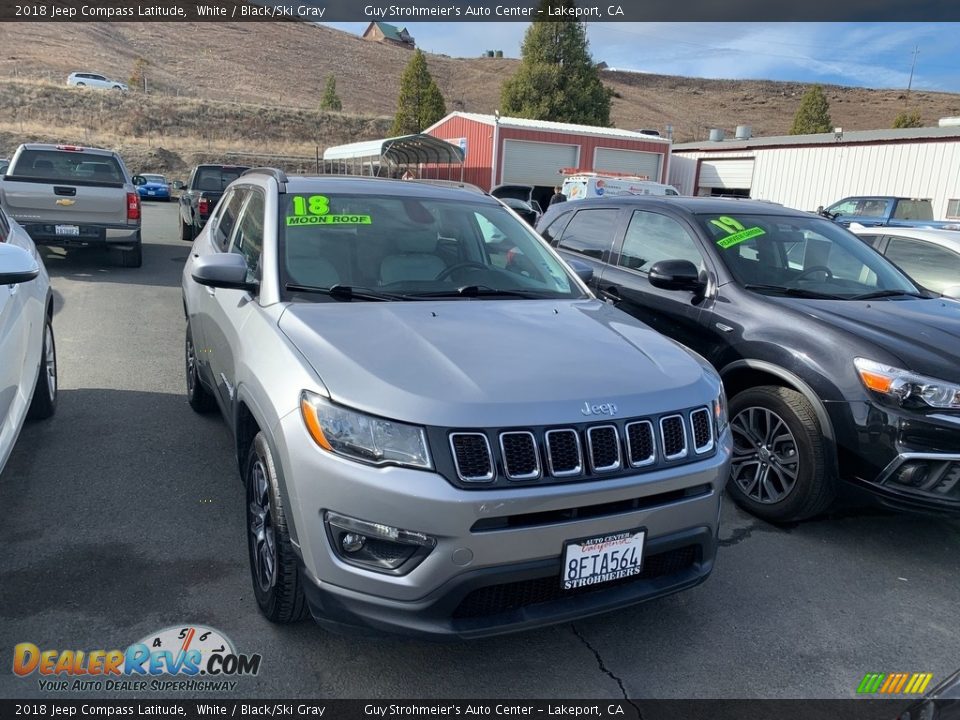 2018 Jeep Compass Latitude White / Black/Ski Gray Photo #2