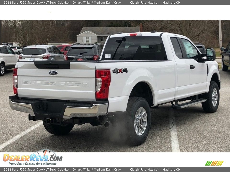 2021 Ford F250 Super Duty XLT SuperCab 4x4 Oxford White / Medium Earth Gray Photo #8