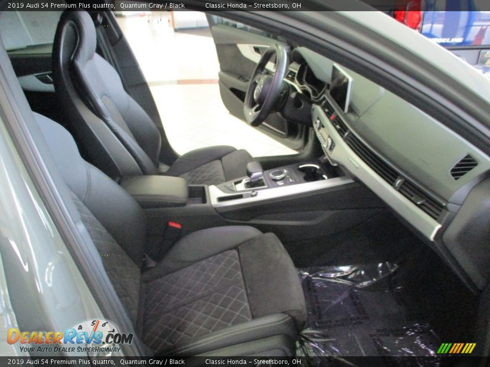 Black Interior - 2019 Audi S4 Premium Plus quattro Photo #16