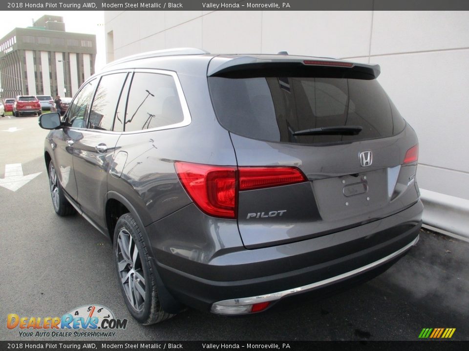 2018 Honda Pilot Touring AWD Modern Steel Metallic / Black Photo #3