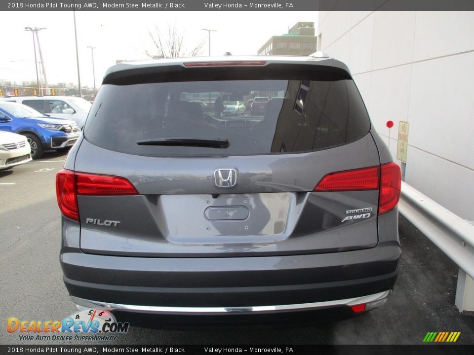 2018 Honda Pilot Touring AWD Modern Steel Metallic / Black Photo #4