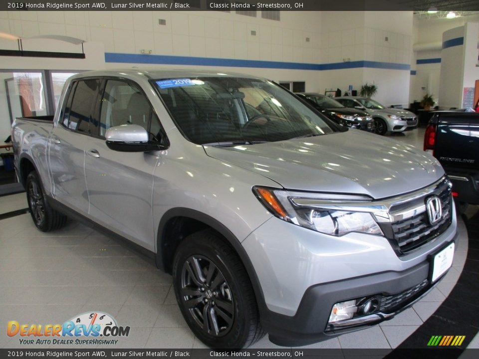 2019 Honda Ridgeline Sport AWD Lunar Silver Metallic / Black Photo #3