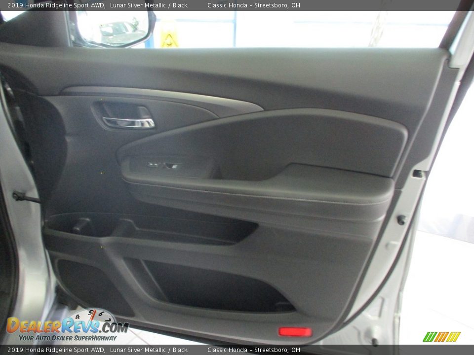 2019 Honda Ridgeline Sport AWD Lunar Silver Metallic / Black Photo #14