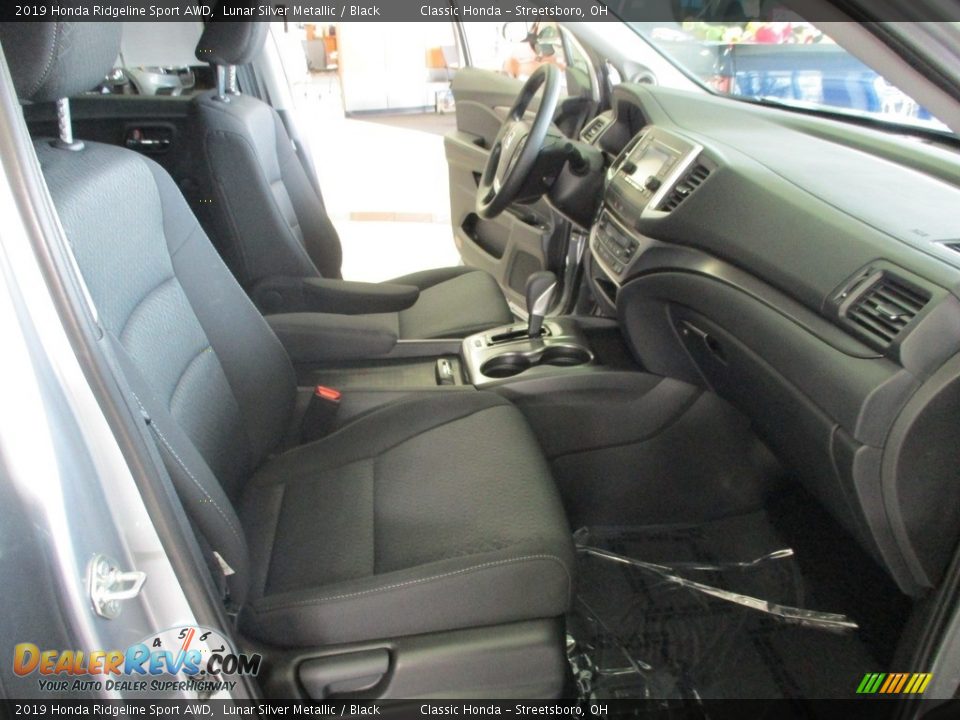 2019 Honda Ridgeline Sport AWD Lunar Silver Metallic / Black Photo #16