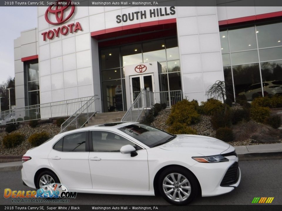 2018 Toyota Camry SE Super White / Black Photo #2