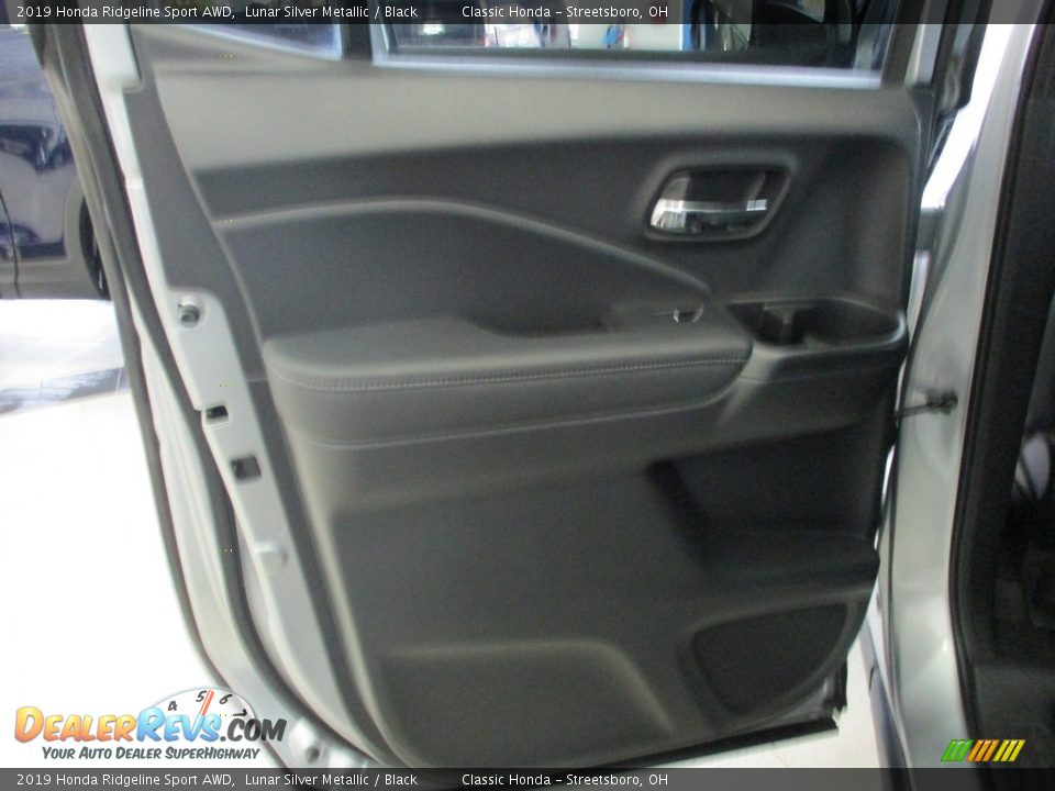 2019 Honda Ridgeline Sport AWD Lunar Silver Metallic / Black Photo #25