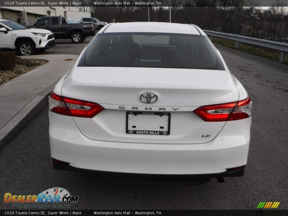 2018 Toyota Camry SE Super White / Black Photo #13