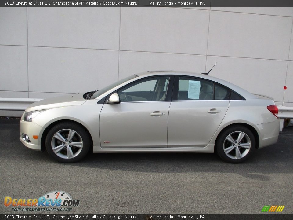 Champagne Silver Metallic 2013 Chevrolet Cruze LT Photo #2