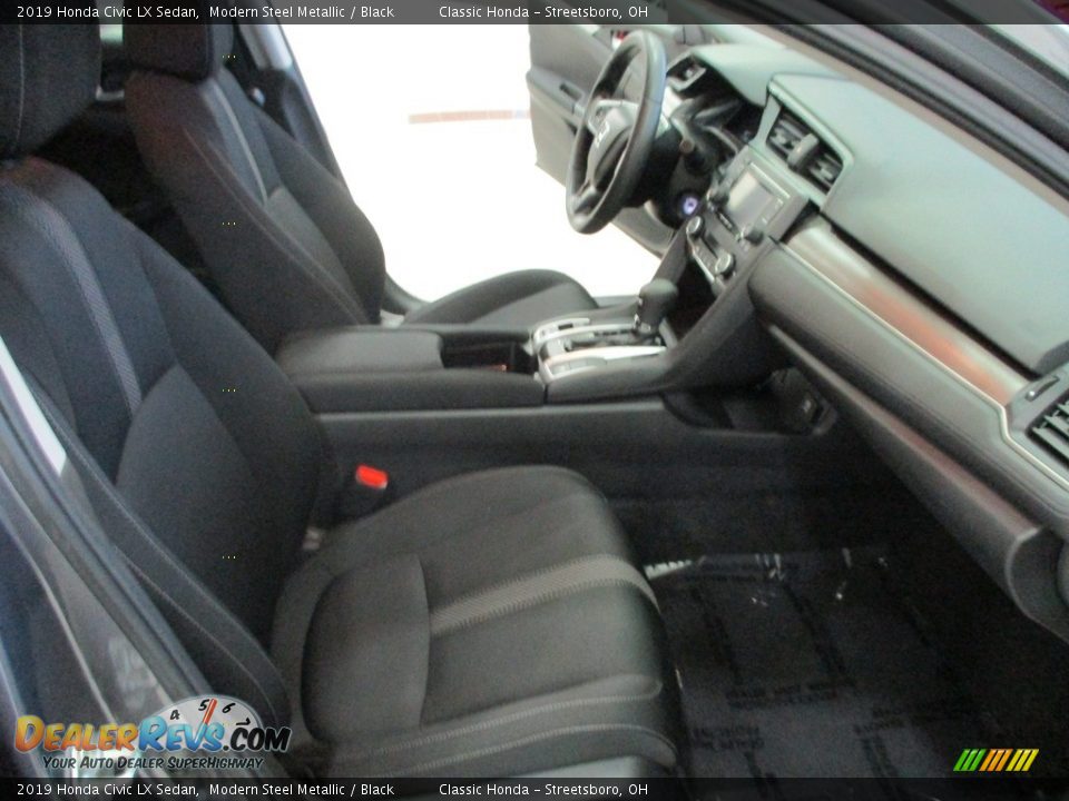2019 Honda Civic LX Sedan Modern Steel Metallic / Black Photo #16