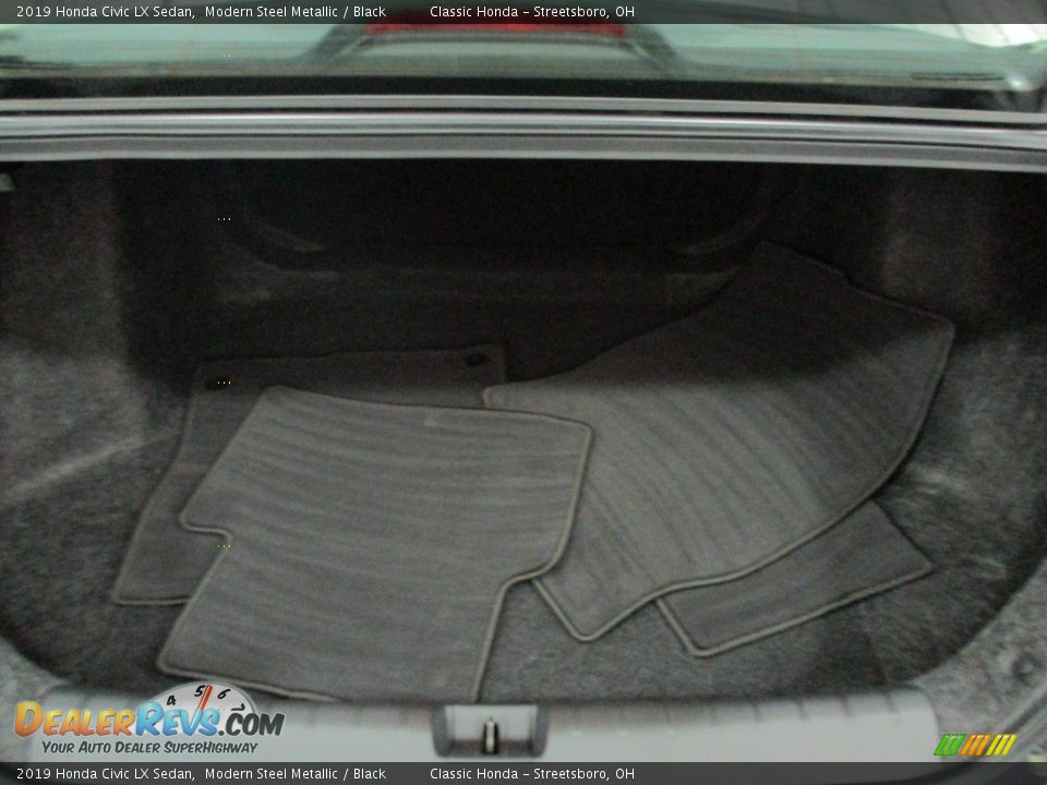 2019 Honda Civic LX Sedan Modern Steel Metallic / Black Photo #20