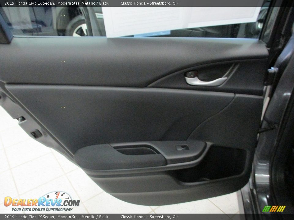 2019 Honda Civic LX Sedan Modern Steel Metallic / Black Photo #22