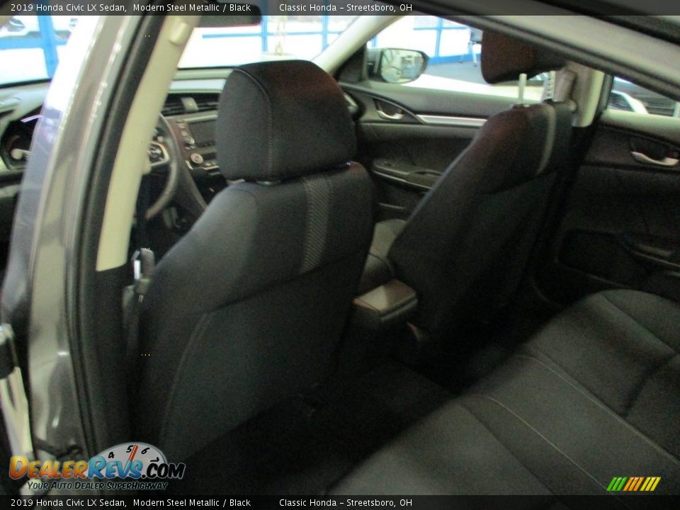 2019 Honda Civic LX Sedan Modern Steel Metallic / Black Photo #23