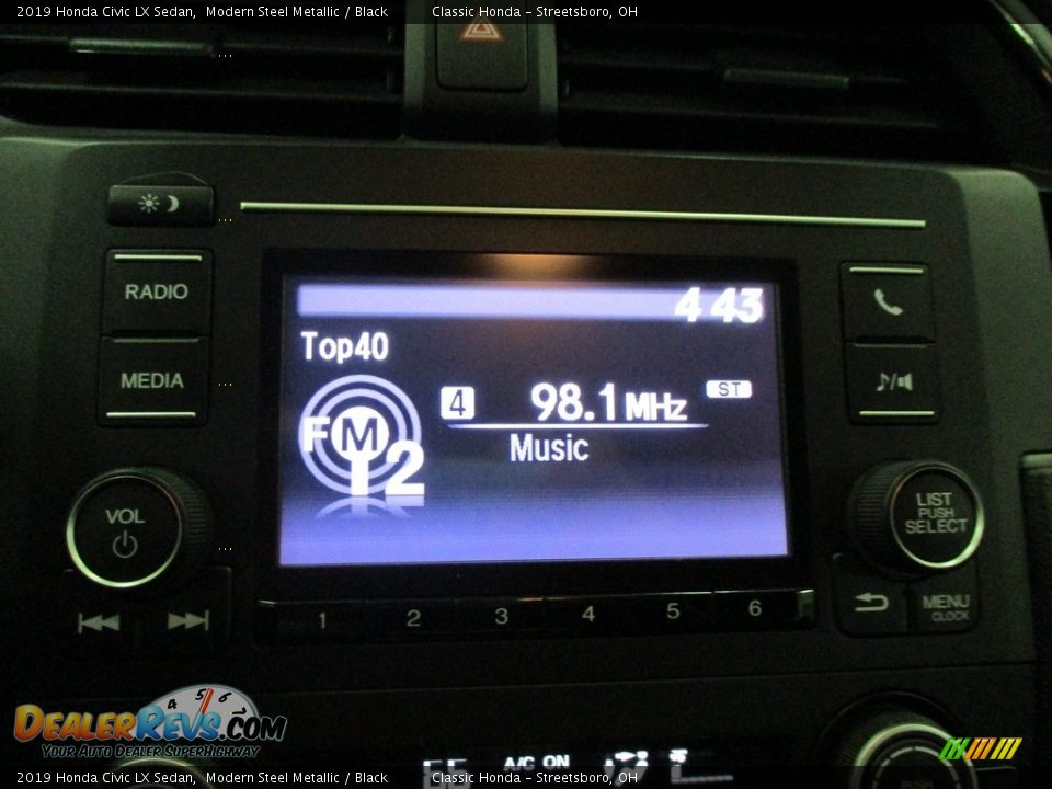 2019 Honda Civic LX Sedan Modern Steel Metallic / Black Photo #35