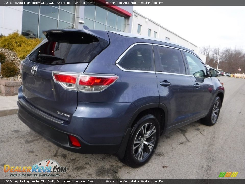 2016 Toyota Highlander XLE AWD Shoreline Blue Pearl / Ash Photo #13