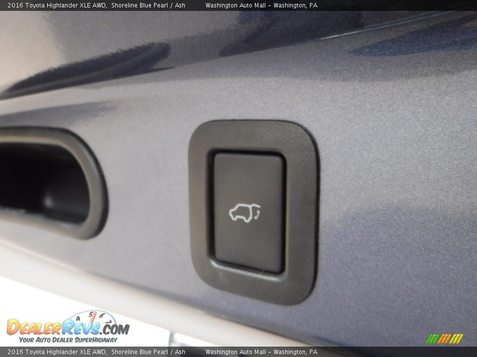 2016 Toyota Highlander XLE AWD Shoreline Blue Pearl / Ash Photo #26