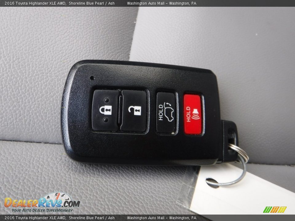 2016 Toyota Highlander XLE AWD Shoreline Blue Pearl / Ash Photo #28