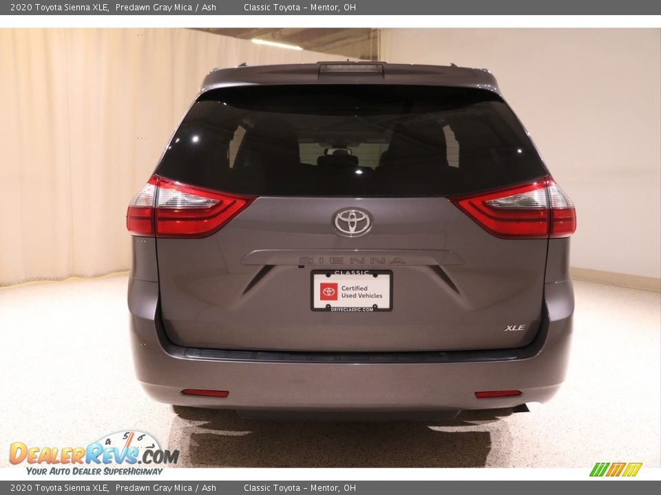 2020 Toyota Sienna XLE Predawn Gray Mica / Ash Photo #22