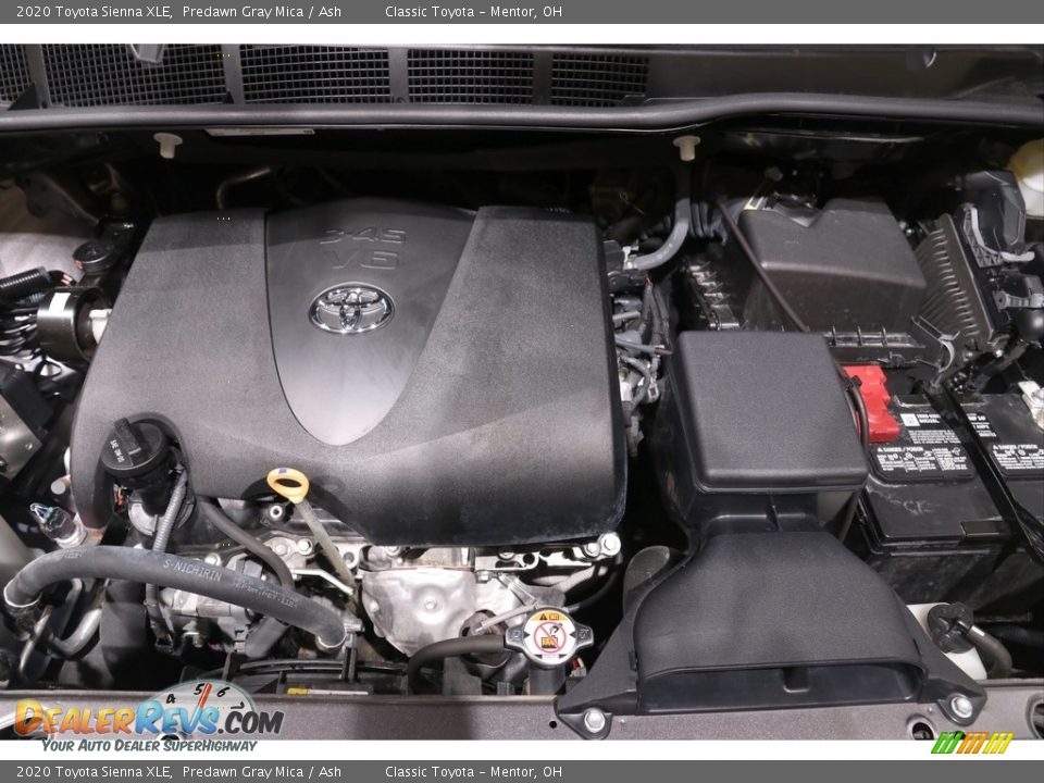 2020 Toyota Sienna XLE Predawn Gray Mica / Ash Photo #23