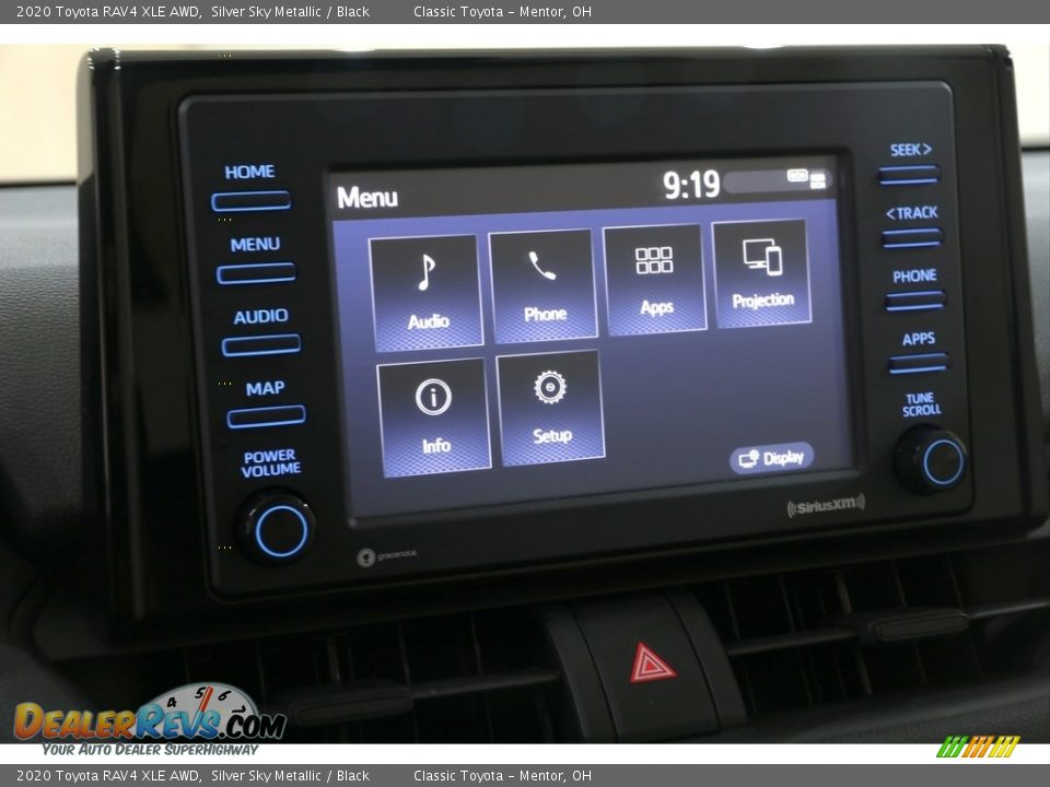 2020 Toyota RAV4 XLE AWD Silver Sky Metallic / Black Photo #10