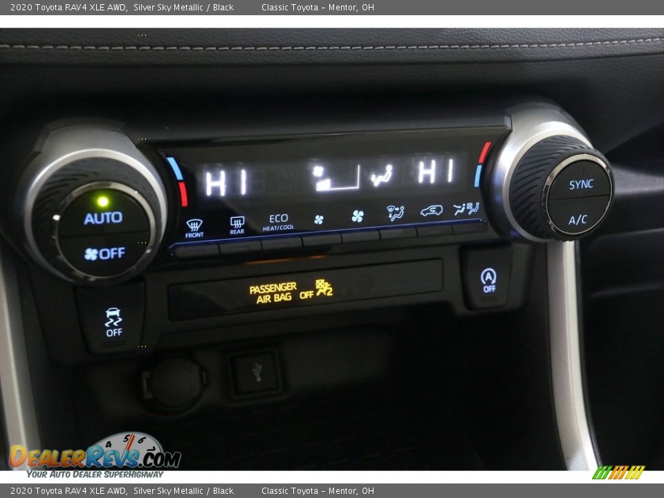 2020 Toyota RAV4 XLE AWD Silver Sky Metallic / Black Photo #16