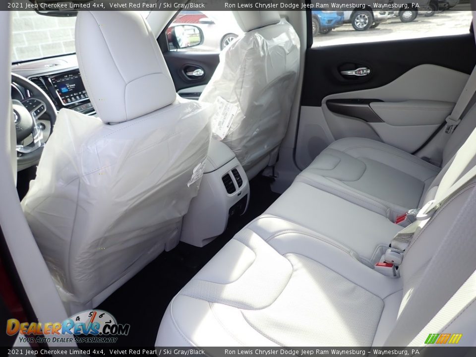 Rear Seat of 2021 Jeep Cherokee Limited 4x4 Photo #13