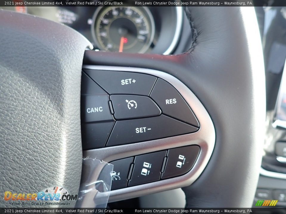 2021 Jeep Cherokee Limited 4x4 Steering Wheel Photo #19