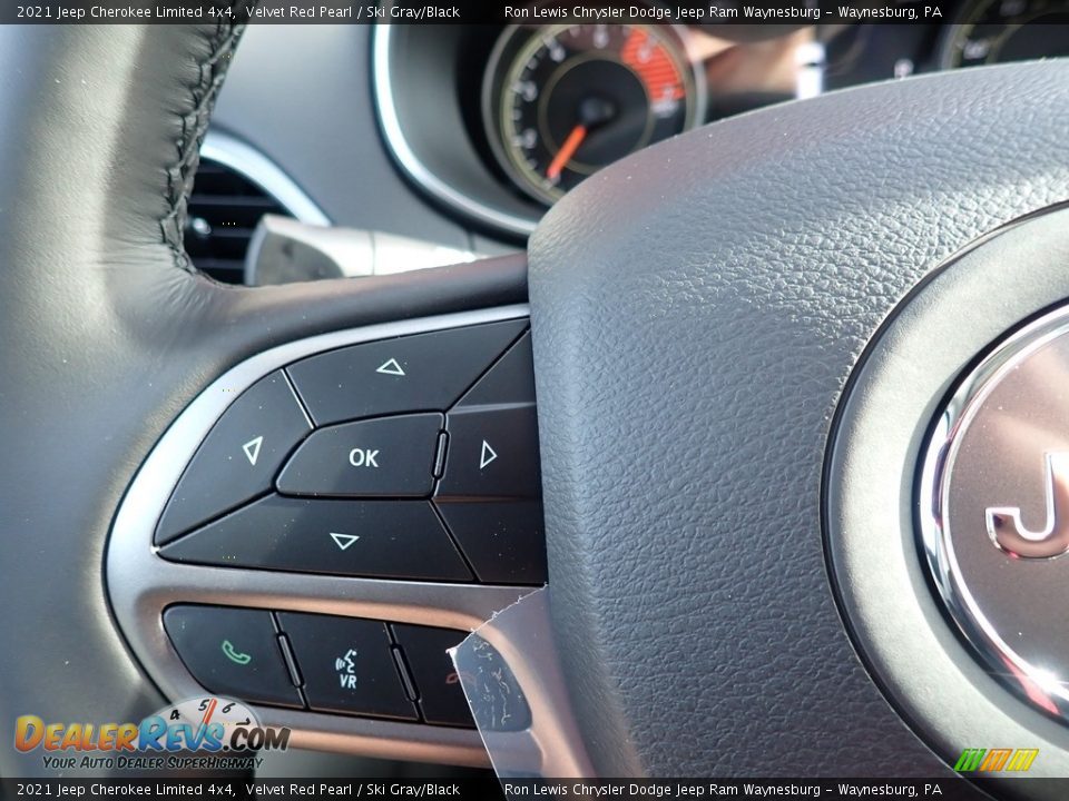 2021 Jeep Cherokee Limited 4x4 Steering Wheel Photo #20