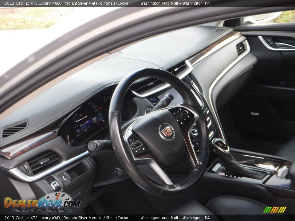 2013 Cadillac XTS Luxury AWD Radiant Silver Metallic / Shale/Cocoa Photo #16