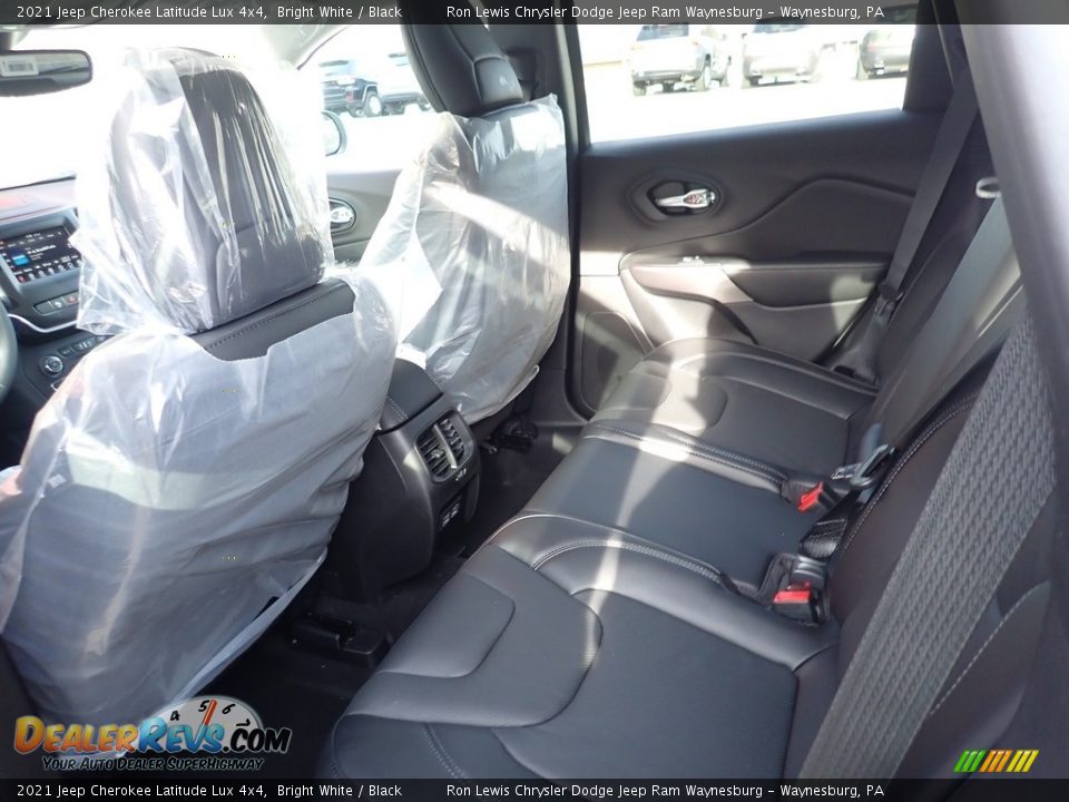 2021 Jeep Cherokee Latitude Lux 4x4 Bright White / Black Photo #12