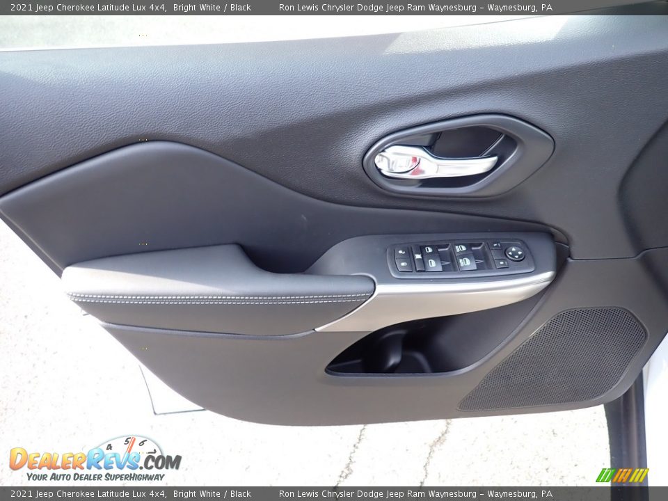 2021 Jeep Cherokee Latitude Lux 4x4 Bright White / Black Photo #14