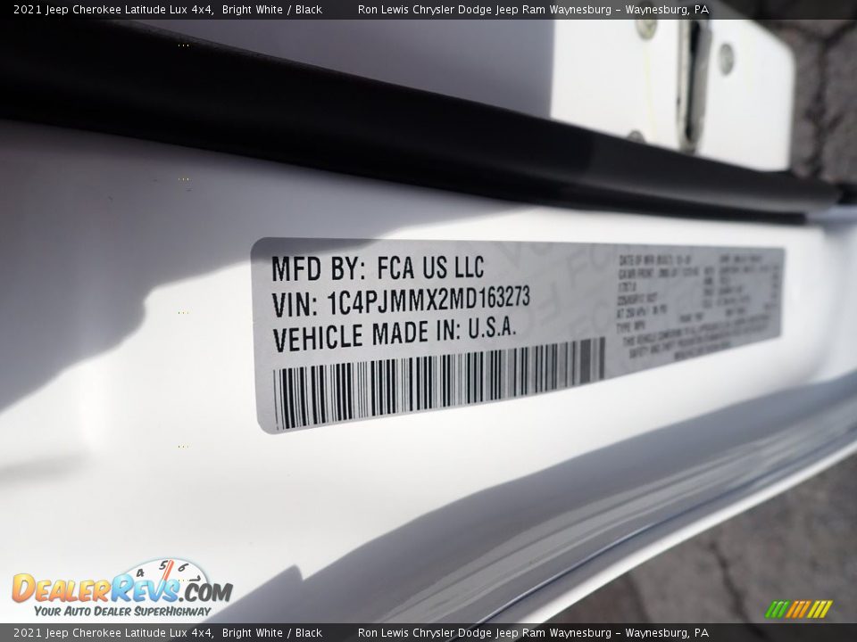 2021 Jeep Cherokee Latitude Lux 4x4 Bright White / Black Photo #15