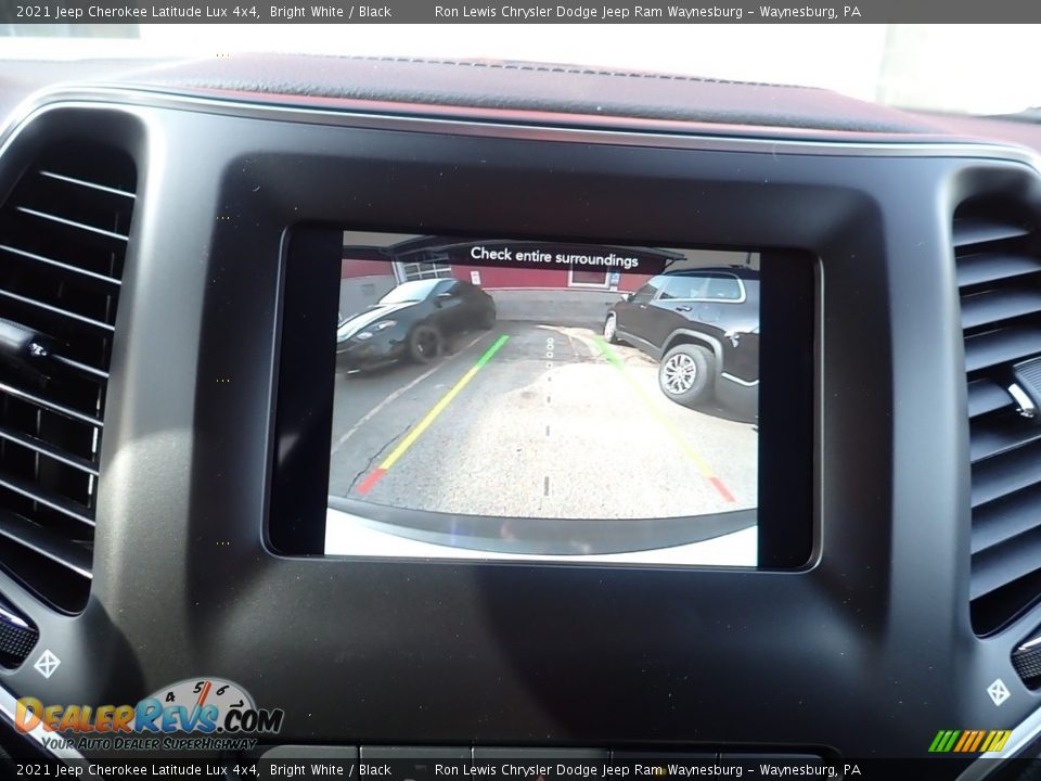 2021 Jeep Cherokee Latitude Lux 4x4 Bright White / Black Photo #17