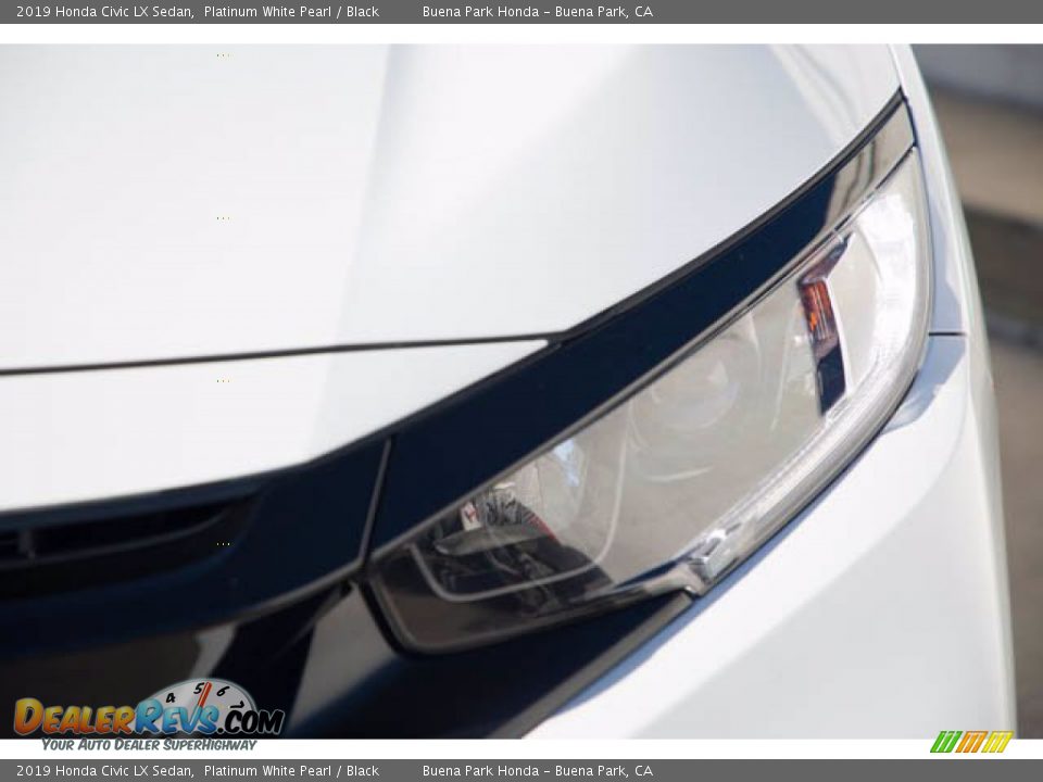 2019 Honda Civic LX Sedan Platinum White Pearl / Black Photo #9
