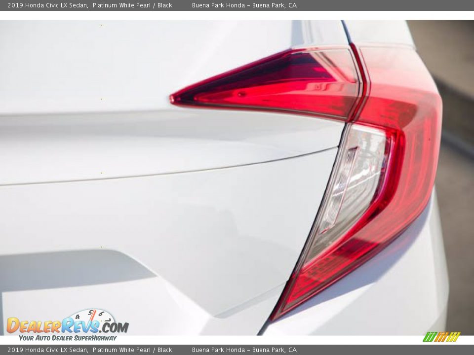 2019 Honda Civic LX Sedan Platinum White Pearl / Black Photo #13