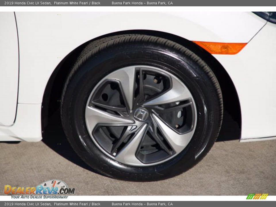2019 Honda Civic LX Sedan Platinum White Pearl / Black Photo #35