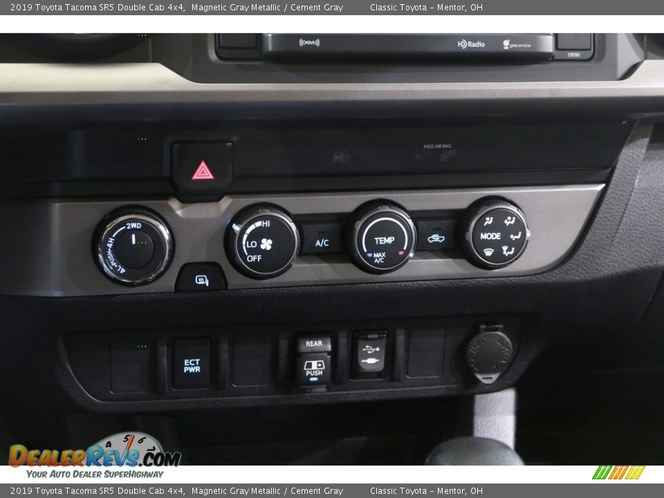 2019 Toyota Tacoma SR5 Double Cab 4x4 Magnetic Gray Metallic / Cement Gray Photo #10