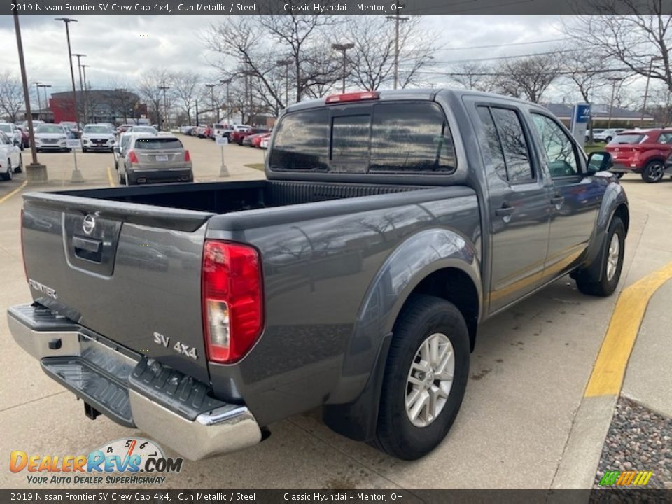 2019 Nissan Frontier SV Crew Cab 4x4 Gun Metallic / Steel Photo #2