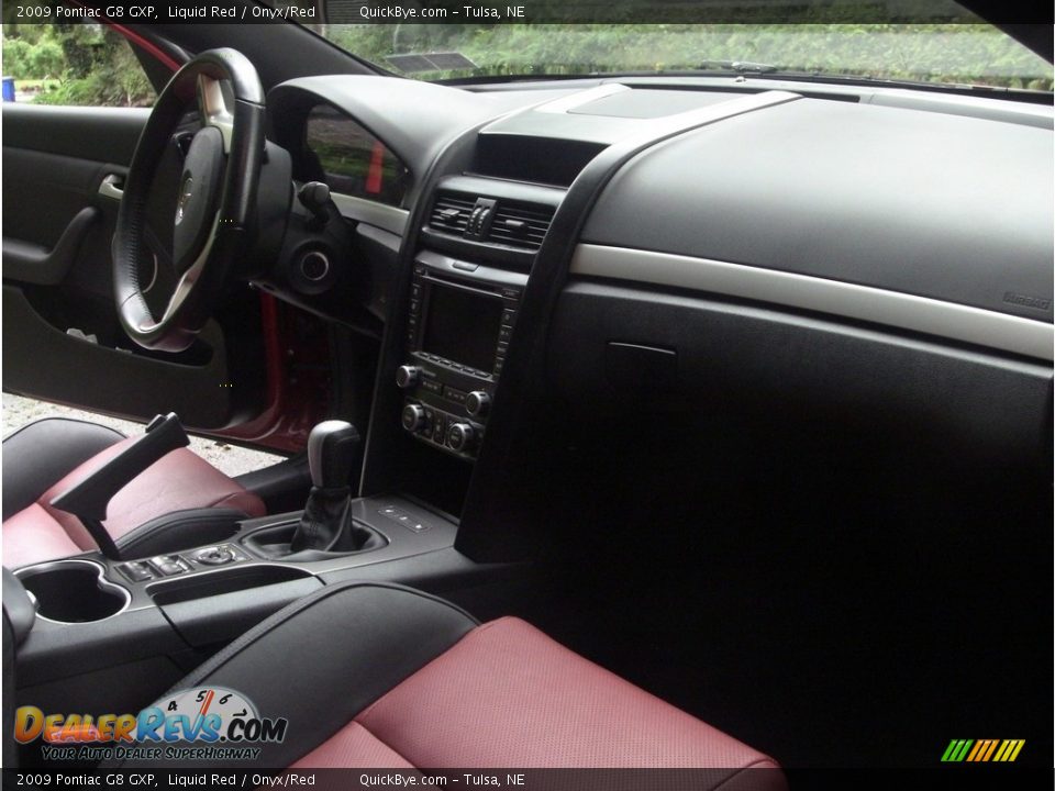 2009 Pontiac G8 GXP Liquid Red / Onyx/Red Photo #12