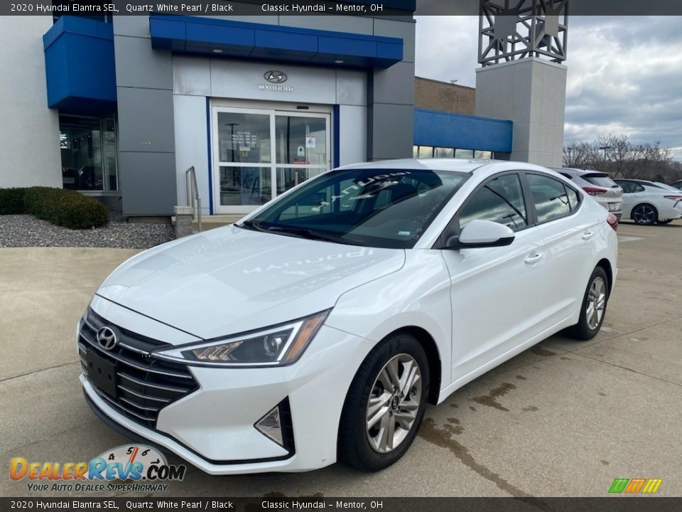 Front 3/4 View of 2020 Hyundai Elantra SEL Photo #1