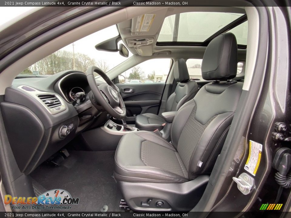 2021 Jeep Compass Latitude 4x4 Granite Crystal Metallic / Black Photo #2