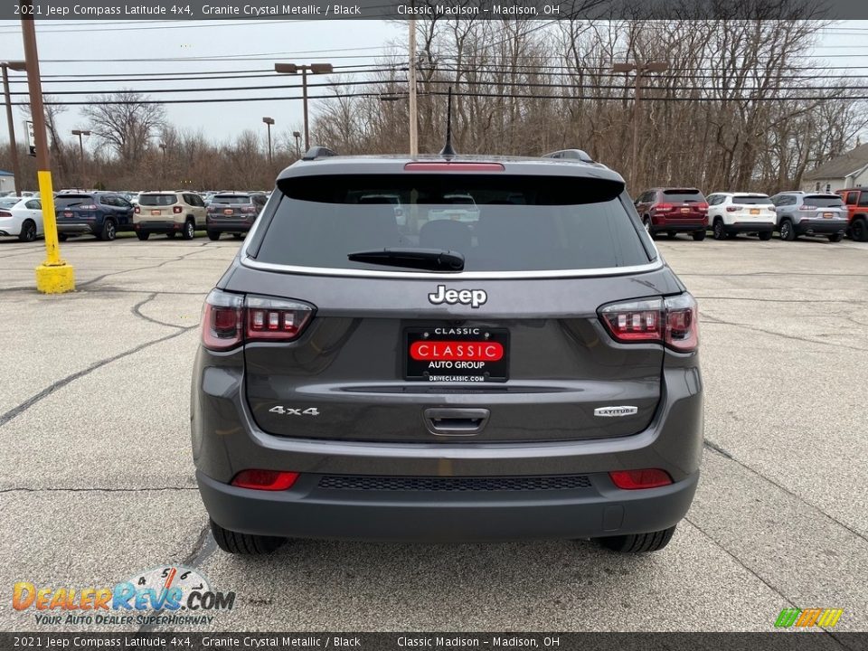 2021 Jeep Compass Latitude 4x4 Granite Crystal Metallic / Black Photo #10