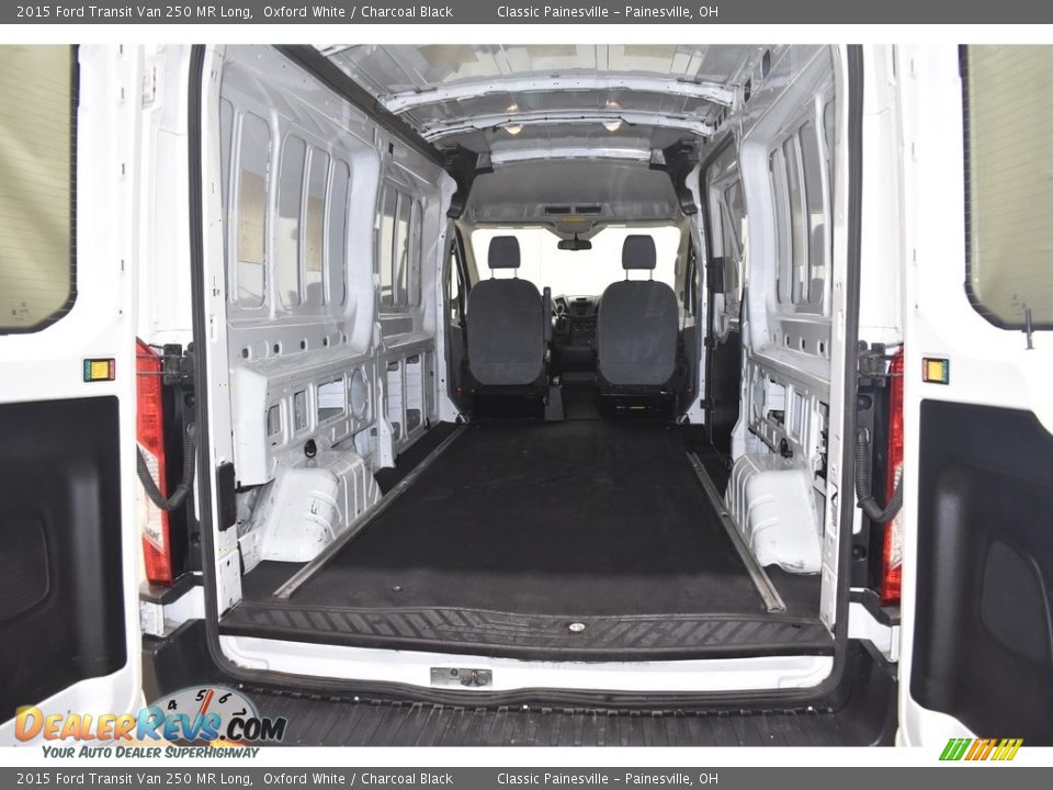 2015 Ford Transit Van 250 MR Long Oxford White / Charcoal Black Photo #8