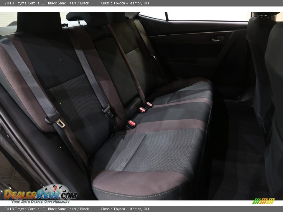 2018 Toyota Corolla LE Black Sand Pearl / Black Photo #15