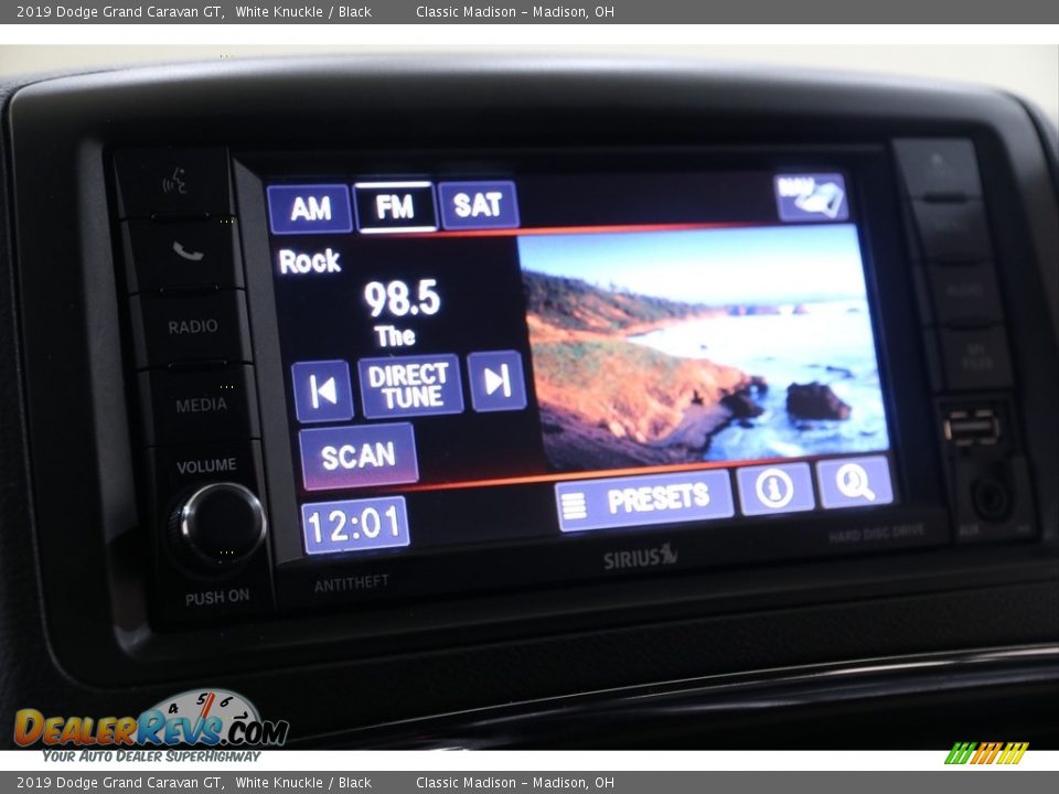 2019 Dodge Grand Caravan GT White Knuckle / Black Photo #9