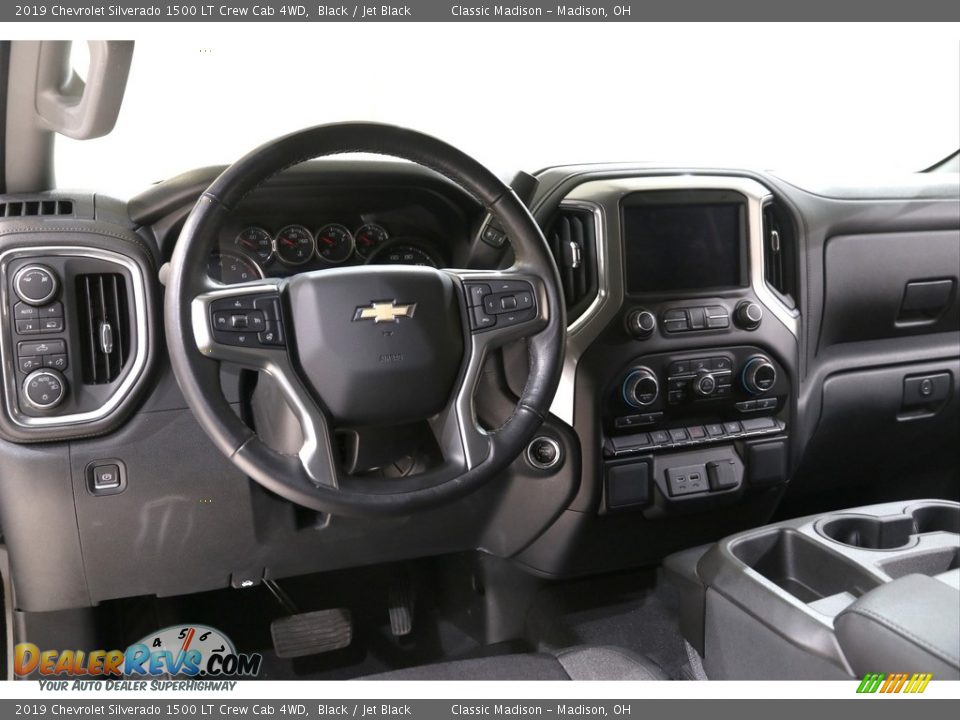 Dashboard of 2019 Chevrolet Silverado 1500 LT Crew Cab 4WD Photo #7