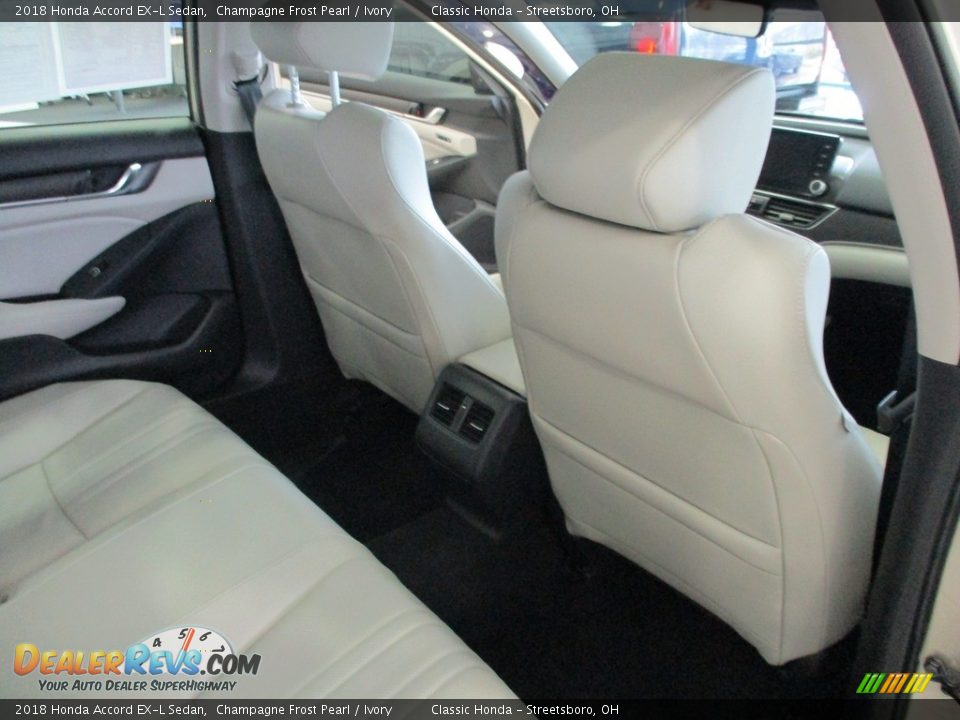 2018 Honda Accord EX-L Sedan Champagne Frost Pearl / Ivory Photo #19