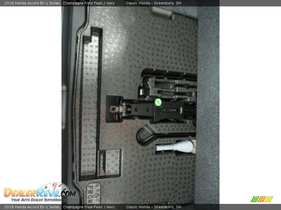 2018 Honda Accord EX-L Sedan Champagne Frost Pearl / Ivory Photo #22