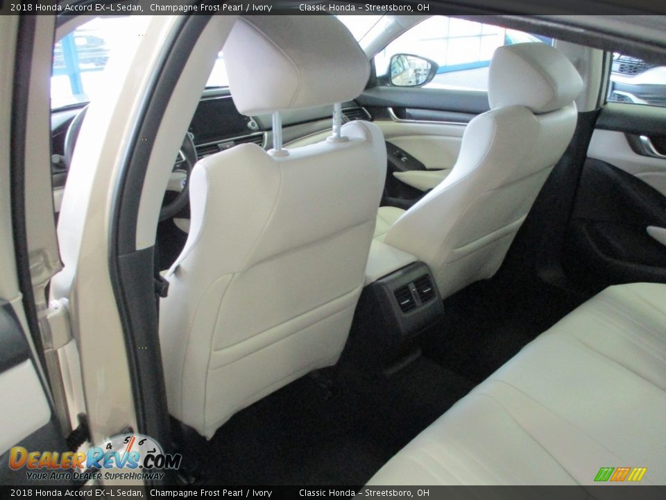 2018 Honda Accord EX-L Sedan Champagne Frost Pearl / Ivory Photo #24