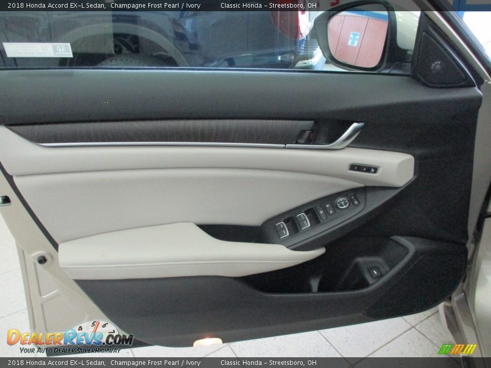 2018 Honda Accord EX-L Sedan Champagne Frost Pearl / Ivory Photo #26