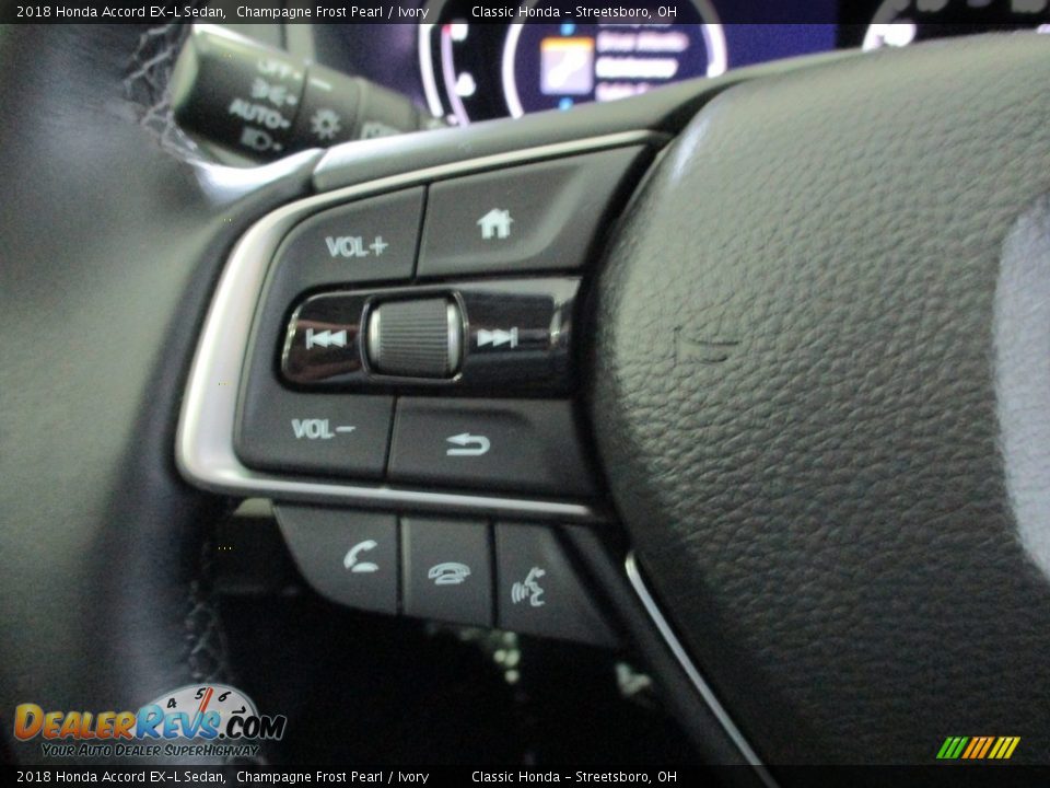 2018 Honda Accord EX-L Sedan Champagne Frost Pearl / Ivory Photo #31